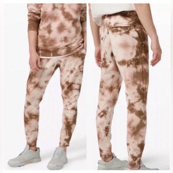 Lululemon Men’s City Sweat Jogger 29" *Earth Dye
Earth Color Clay Size Medium - Picture 2 of 8